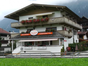 Ferienwohnung Bacher, Mayrhofen